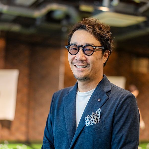 代表　山本 託也